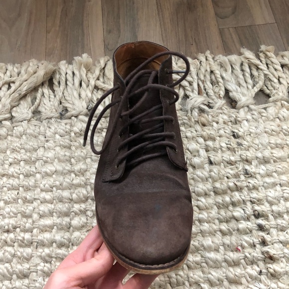 Brown BDG booties from Urban Outfitters - Picture 3 of 6